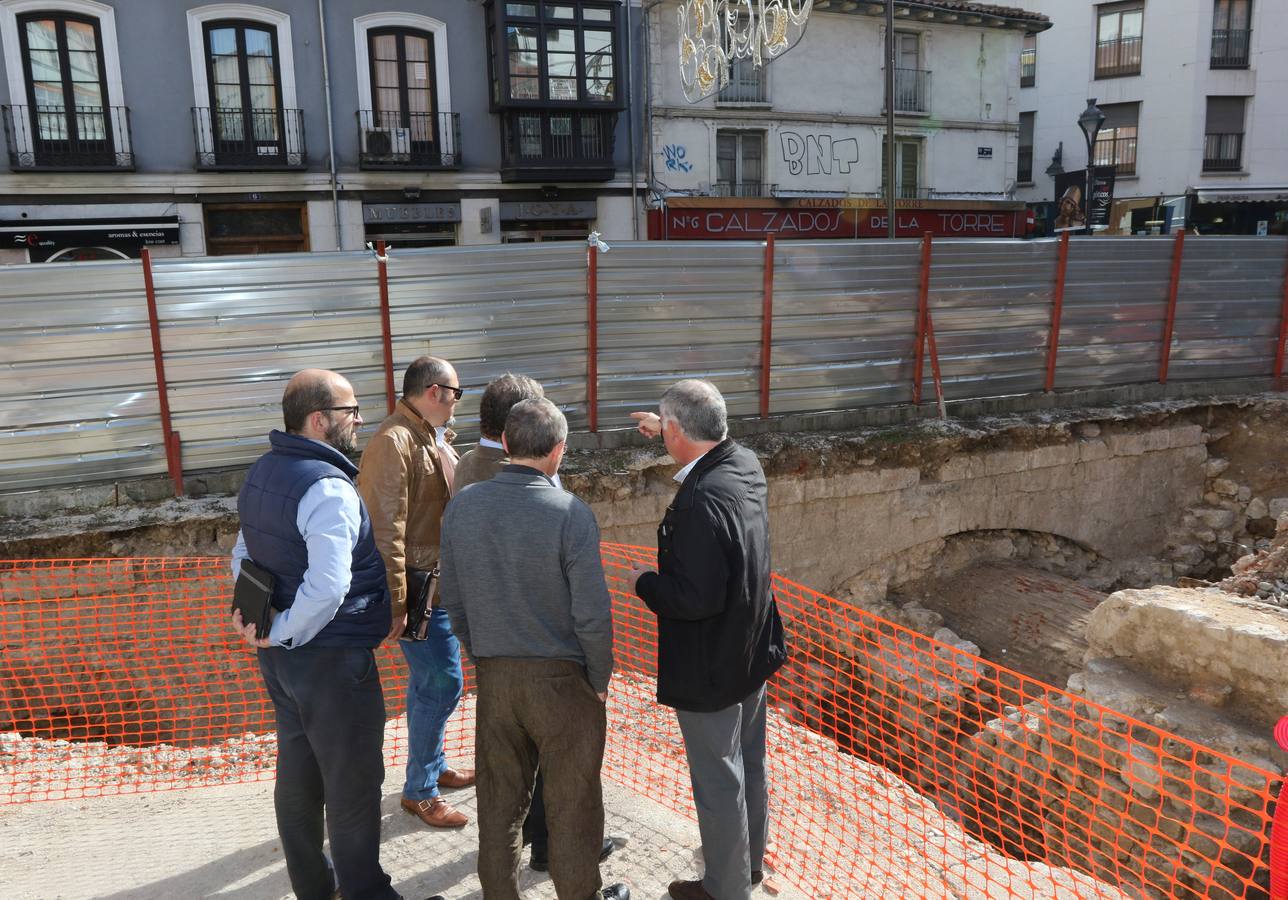 Hallados restos arqueológicos en Bajada de la Libertad
