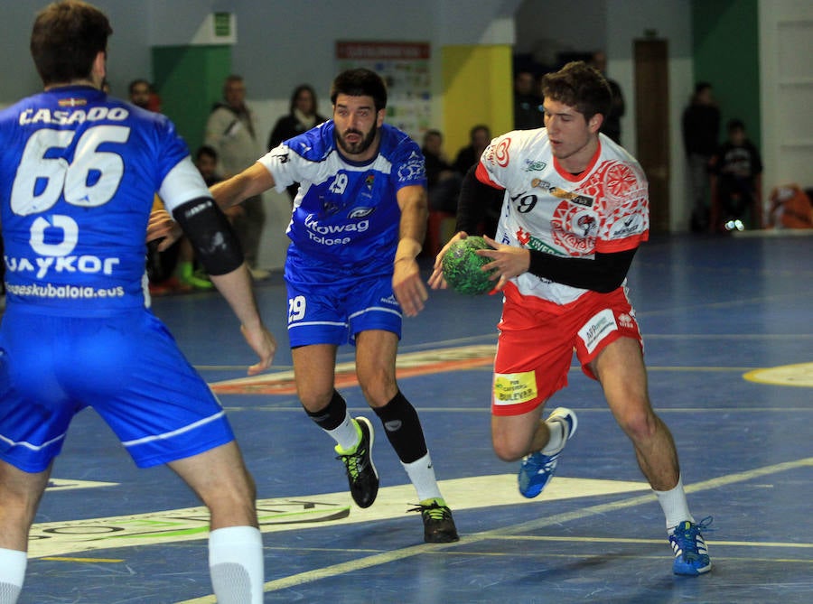 BM Nava 23-22 Tolosa Eskubaloia