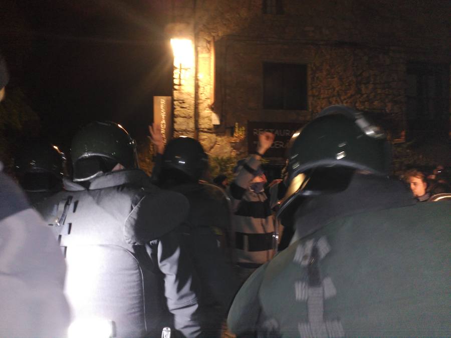 Celebración del Toro Júbilo en Medinaceli con la protesta de los antitaurinos