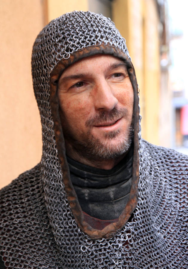 Rodaje de &#039;La Catedral del Mar&#039; en Segovia con Aitor Luna (2/2)