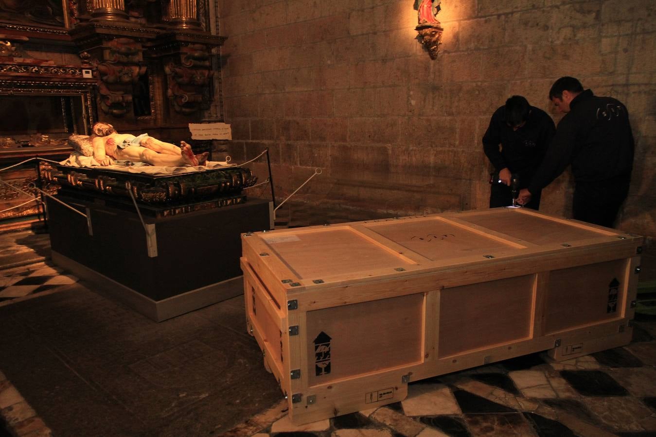 El Cristo Yacente de la Catedral de Segovia viaja a Múnich