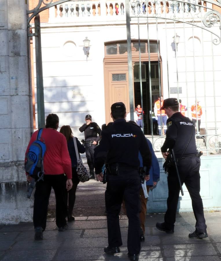 Desalojan el instituto Zorrilla de Valladolid por un gas tóxico
