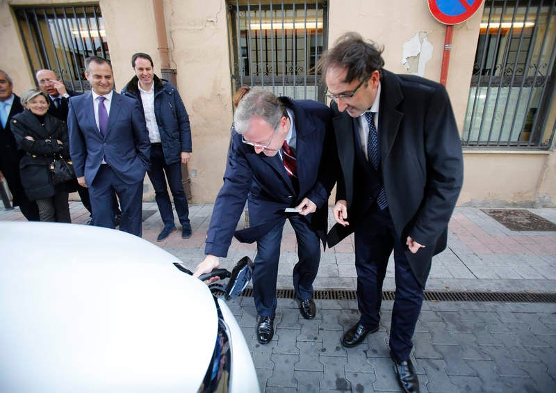 El alcalde de León visita Palencia