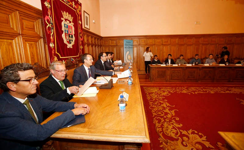 Pleno infantil en el Ayuntamiento de Palencia