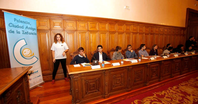 Pleno infantil en el Ayuntamiento de Palencia