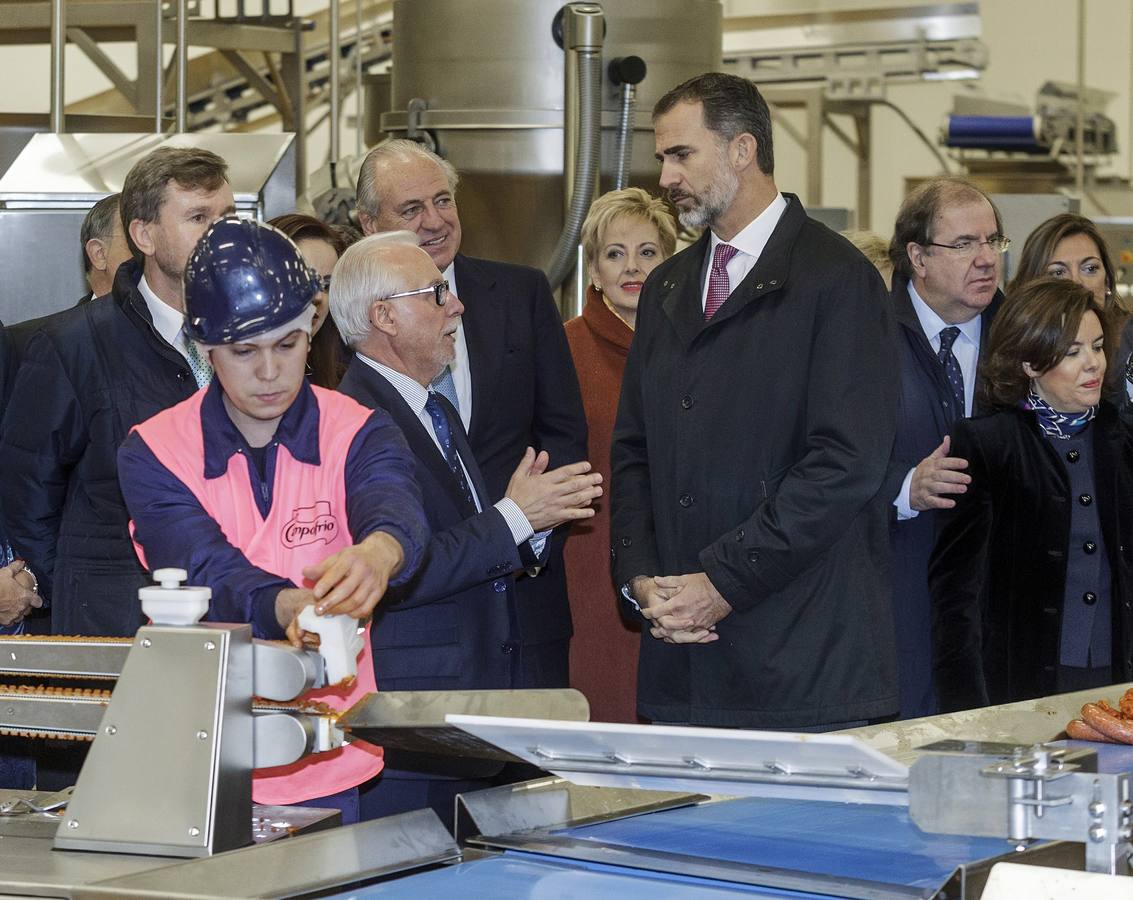 El Rey Felipe VI visita la nueva factoría de Campofrío en Burgos