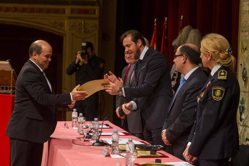 Celebración del Día de la Policía en Valladolid (1/2)