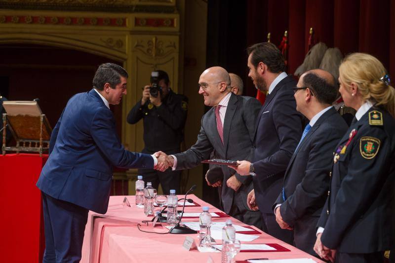 Celebración del Día de la Policía en Valladolid (1/2)