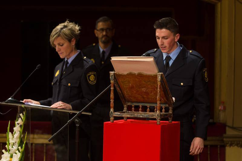 Celebración del Día de la Policía en Valladolid (1/2)