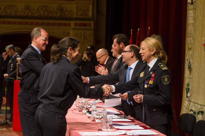 Celebración del Día de la Policía en Valladolid (1/2)