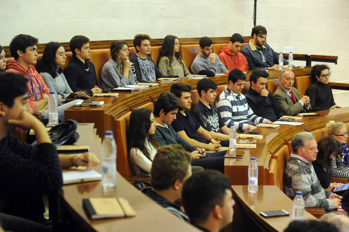 Segunda mesa redonda de las jornadas &#039;Valladolid, Tierra Capital del Español&#039; organizadas por El Norte de Castilla