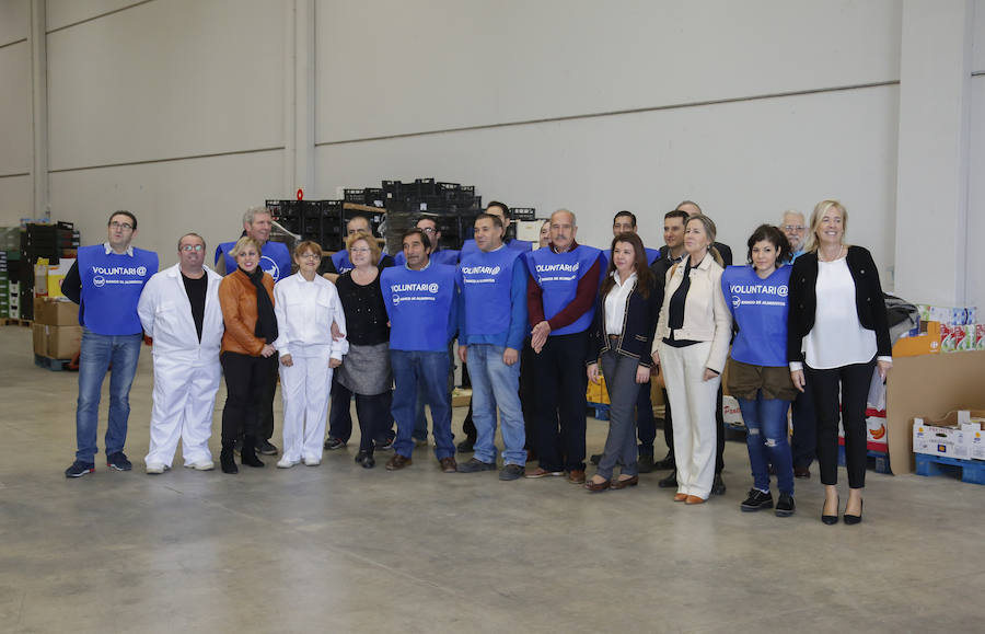 Visita de la Reina Sofía al Banco de Alimentos de Salamanca