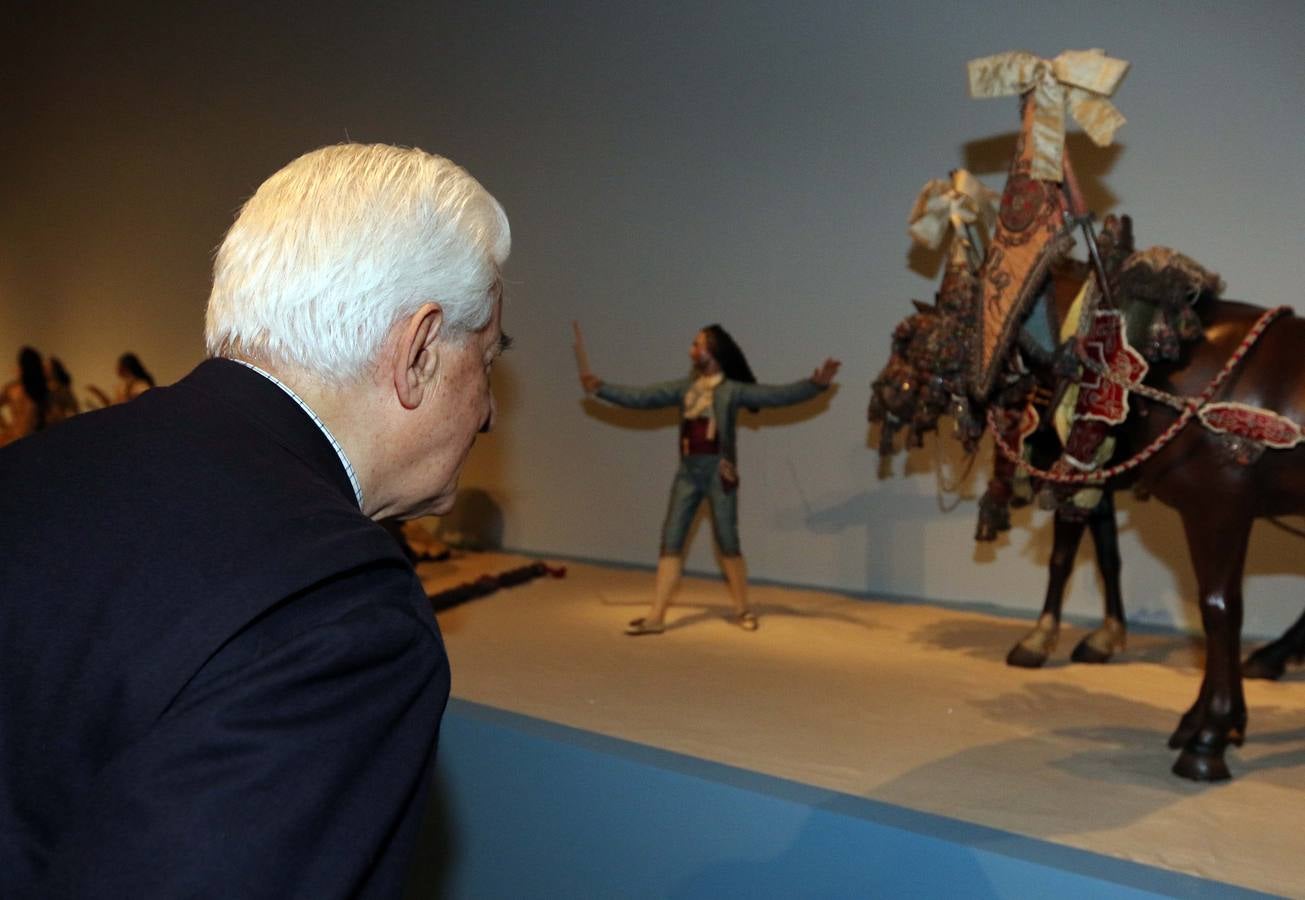 Juan Vicente Herrera inaugura la exposición &#039;Armarse a la suerte&#039; en el Museo Nacional de Escultura de Valladolid