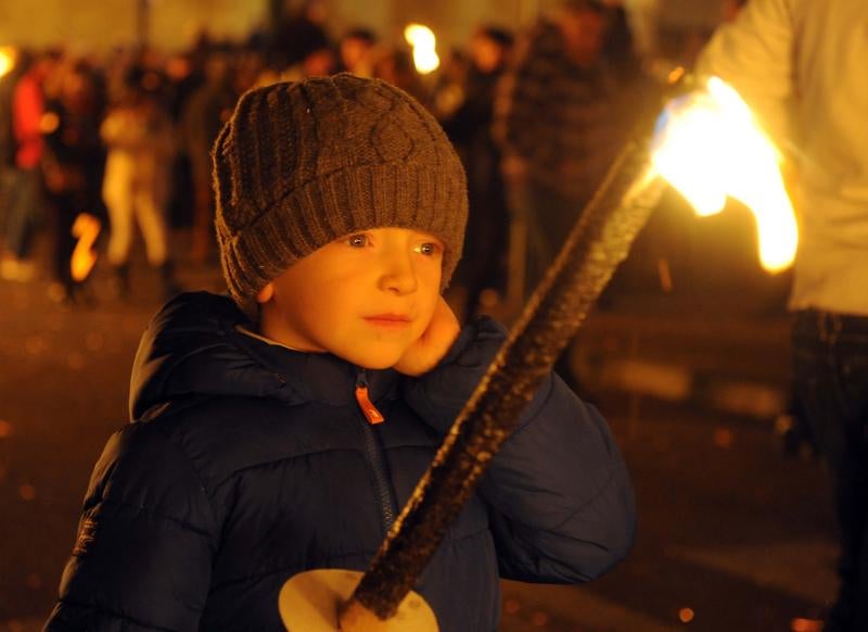 Subida a la ermita de Nuestra Señora de la Concepción de la Virgen de los Pegotes en Nava del Rey