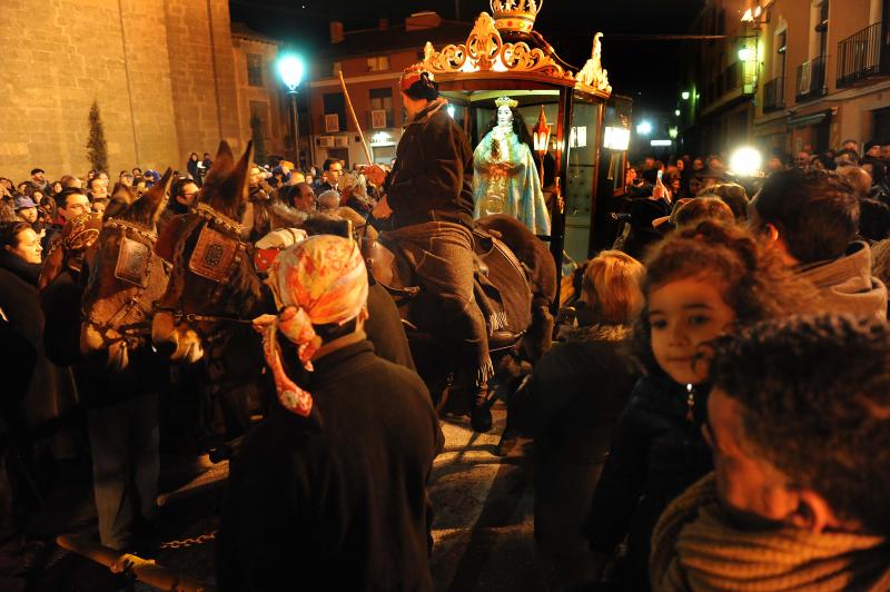 Subida a la ermita de Nuestra Señora de la Concepción de la Virgen de los Pegotes en Nava del Rey