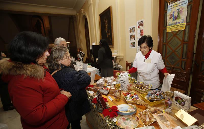 Exposición y venta de dulces de las monjas en Palencia