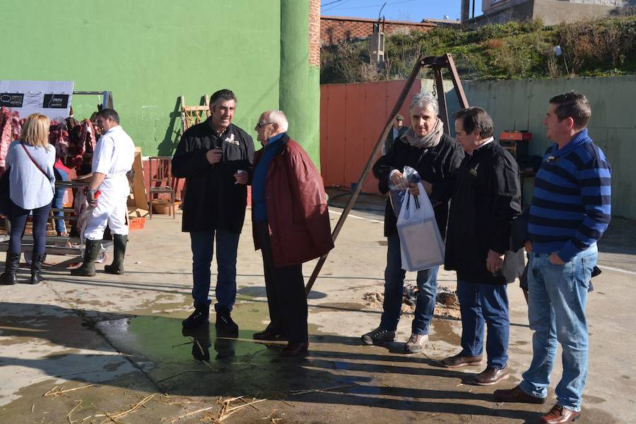 Matanza tradicional en Macotera, Salamanca