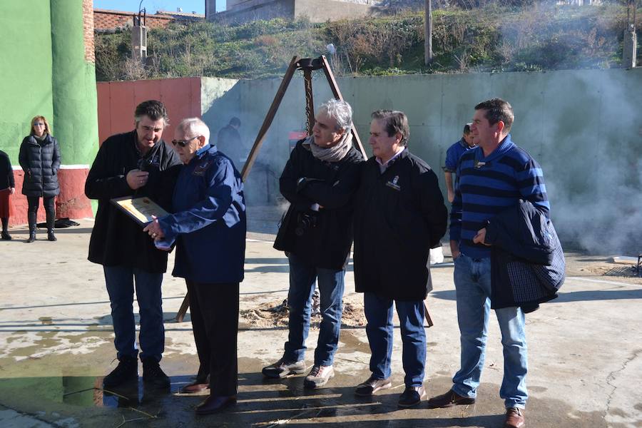 Matanza tradicional en Macotera, Salamanca