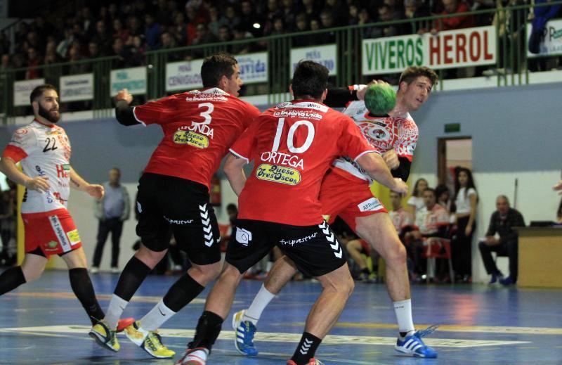 Partido del Viveros Herol BM Nava contra el Gijón Jovellanos