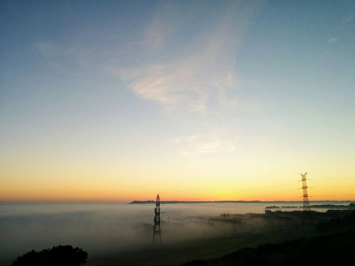 Un mar de niebla cubre Valladolid