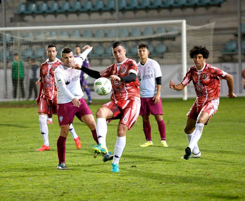 El Jumilla se lleva el triunfo en el triangular con el Deportivo Palencia y el Miami United
