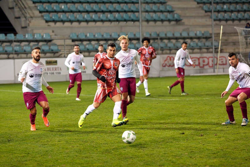 El Jumilla se lleva el triunfo en el triangular con el Deportivo Palencia y el Miami United