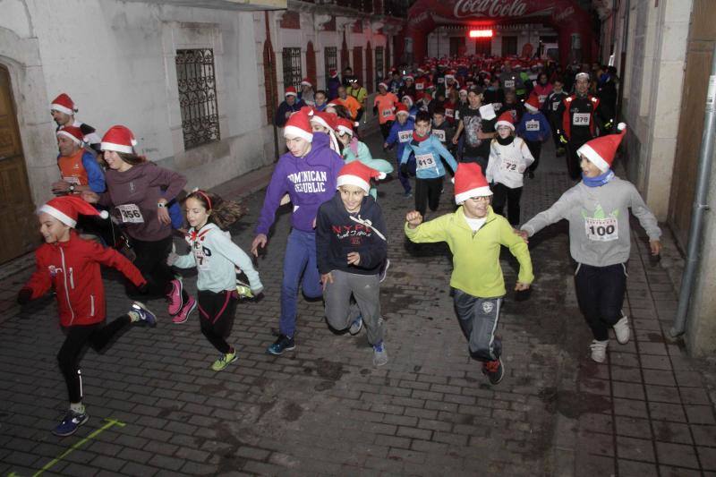 Carrera solidaria &#039;Navibuena&#039; en Campaspero (1/2)