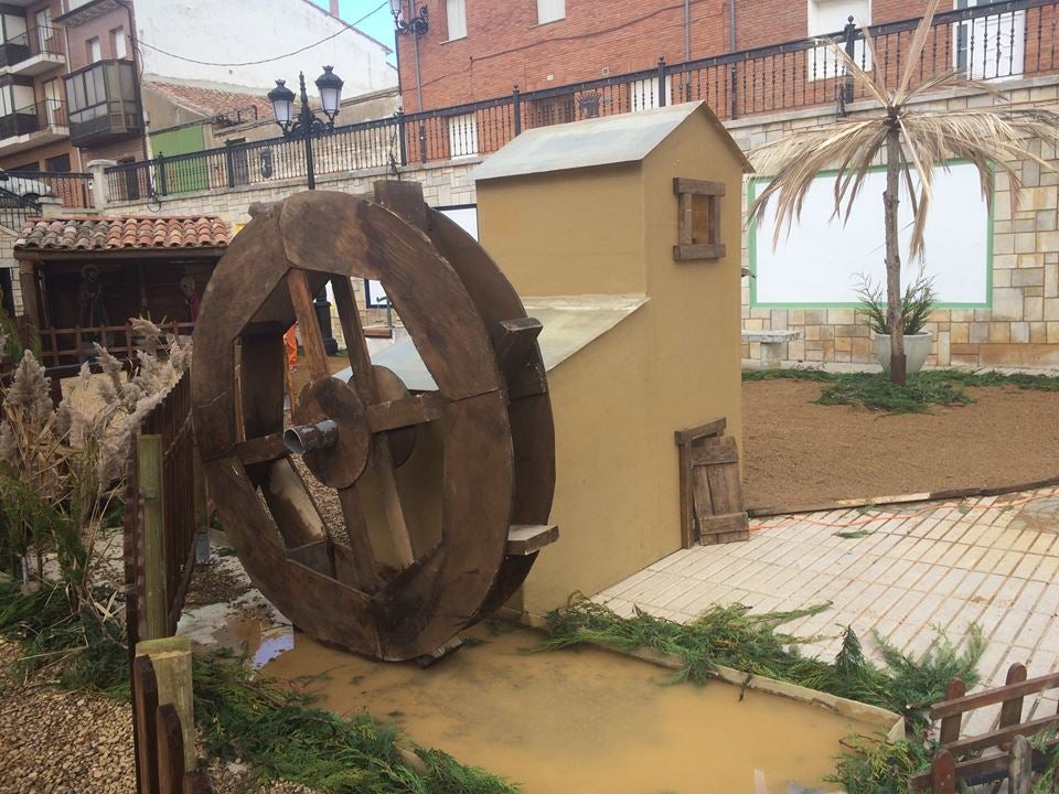 Osorno instala su belén gigante en la Plaza Mayor