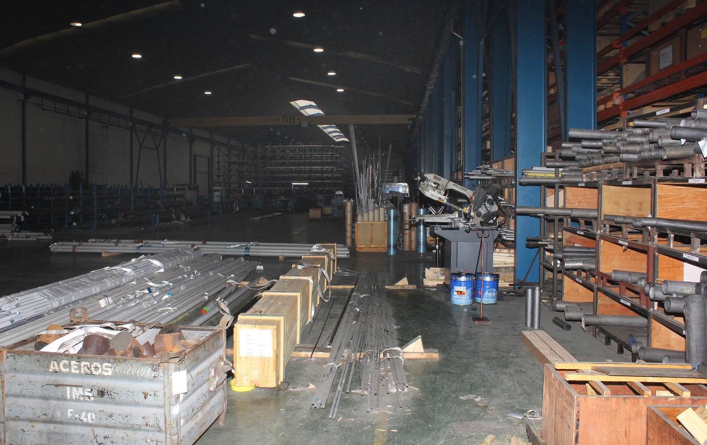 El delegado territorial, Luis Domingo González, visita las instalaciones de Cicrosa