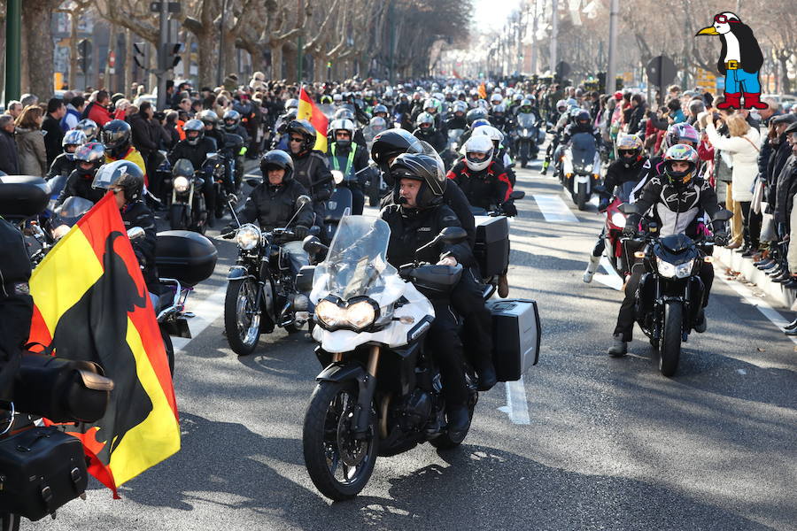 Ambiente en el desfile de banderas de Pingüinos en Valladolid (Parte 3)