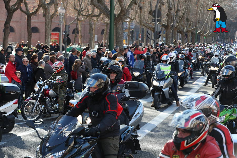 Ambiente en el desfile de banderas de Pingüinos en Valladolid (Parte 4)