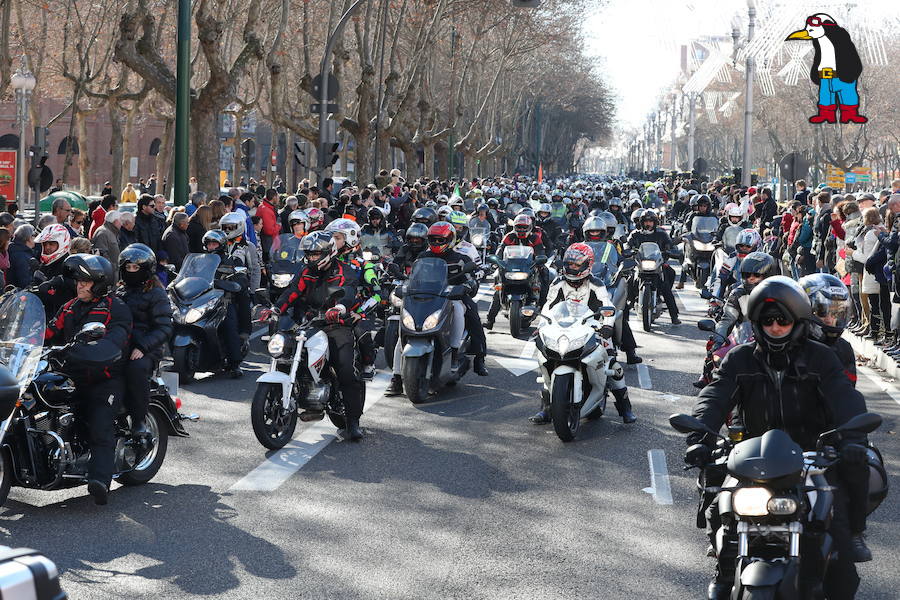 Ambiente en el desfile de banderas de Pingüinos en Valladolid (Parte 5)