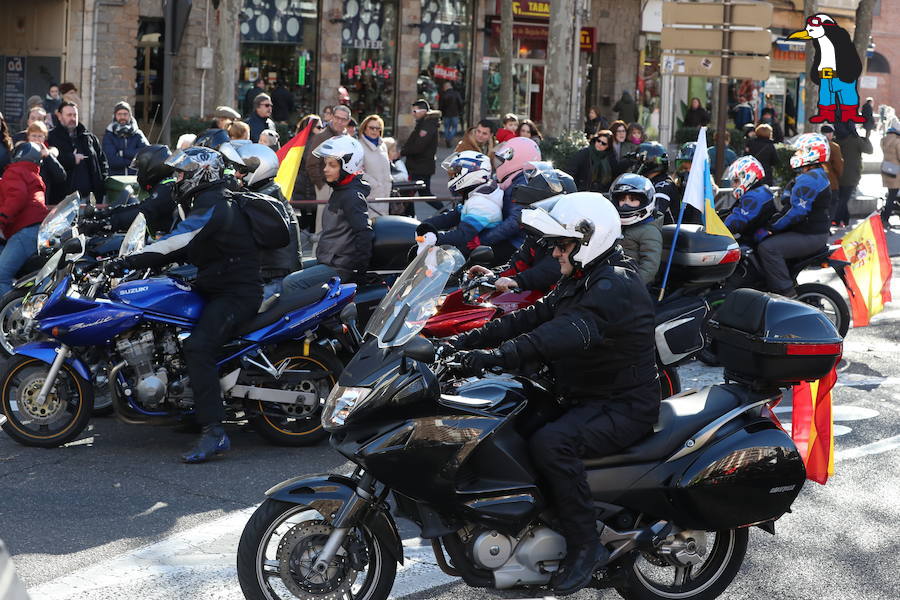 Ambiente en el desfile de banderas de Pingüinos en Valladolid (Parte 7)