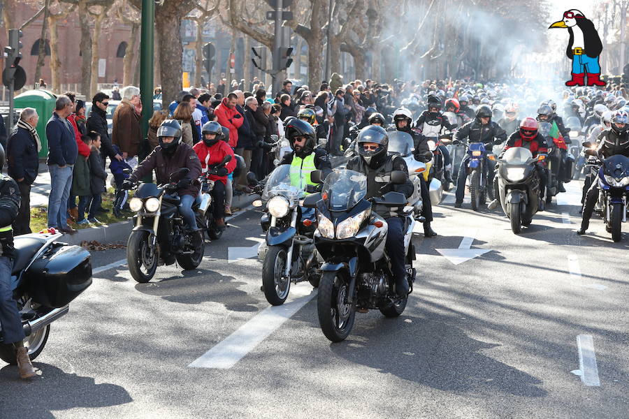 Ambiente en el desfile de banderas de Pingüinos en Valladolid (Parte 7)