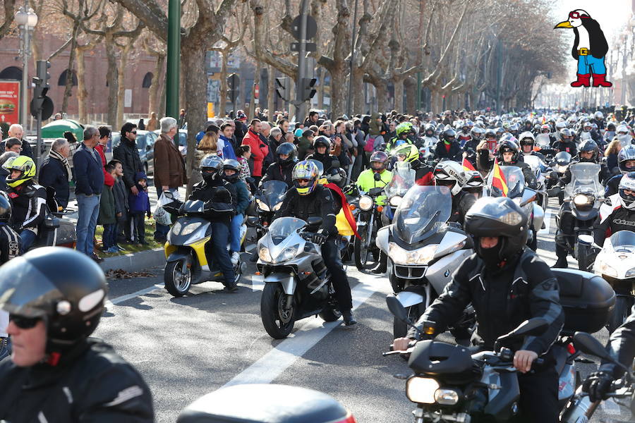 Ambiente en el desfile de banderas de Pingüinos en Valladolid (Parte 7)