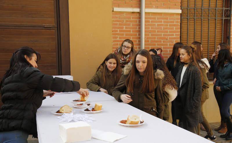 Matanza y fiesta de San Antón en Fuentes de Nava (Palencia)