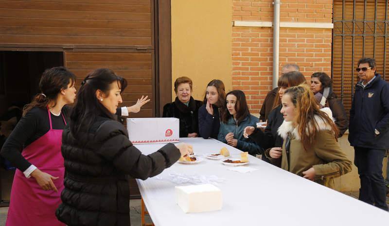 Matanza y fiesta de San Antón en Fuentes de Nava (Palencia)