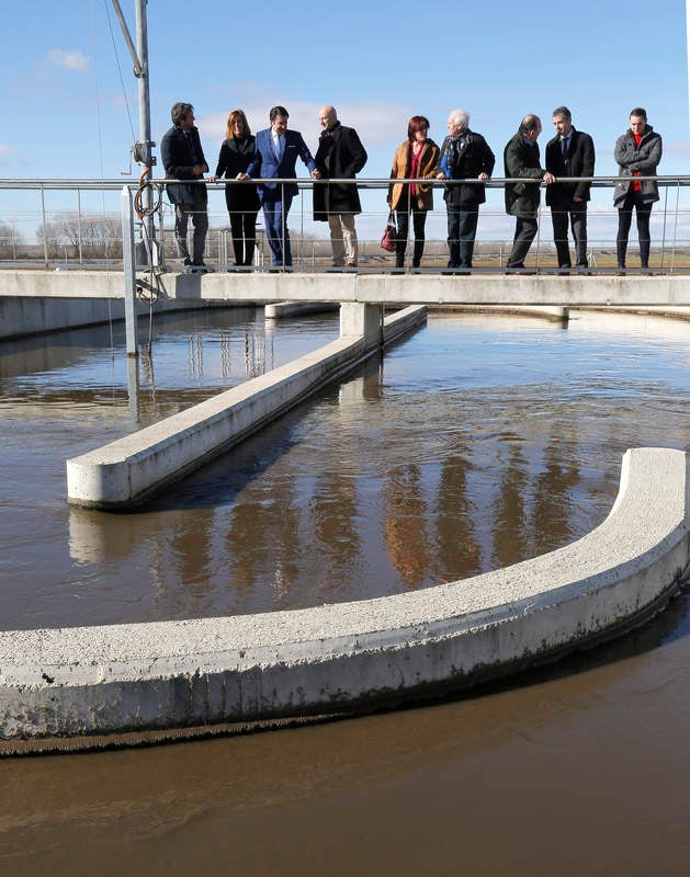 El consejero de Fomento y Medio Ambiente visita las localidades de Villarramiel, Paredes de Nava y Fuentes de Nava