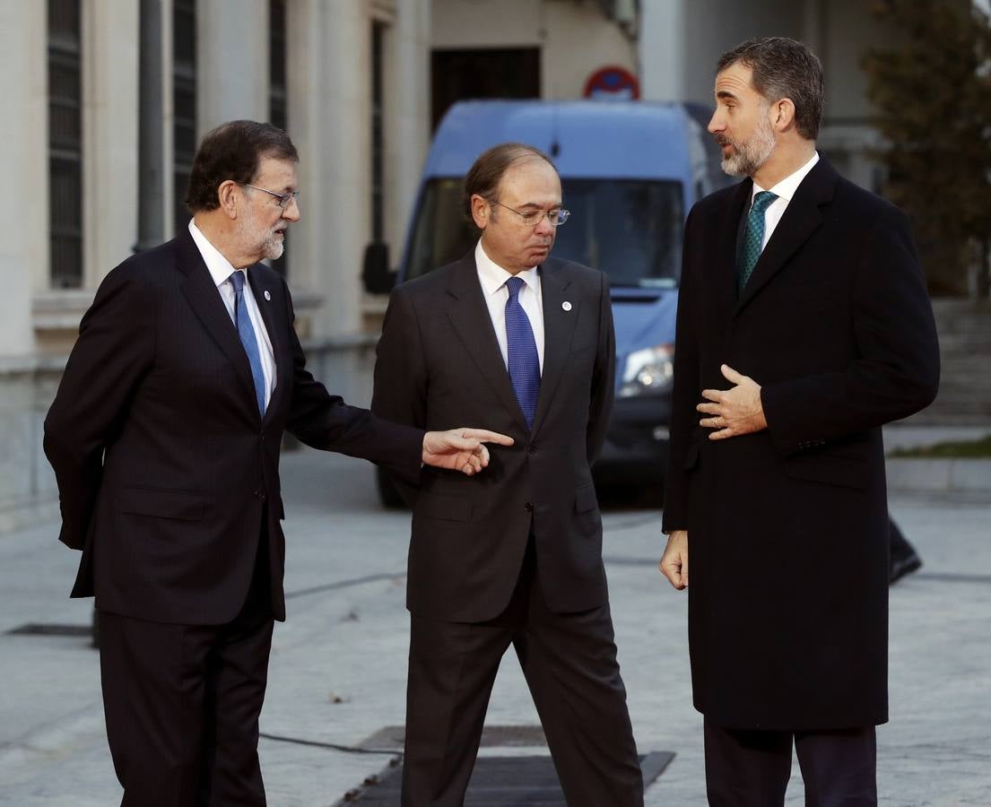 Llegada de los asistentes a la VI Conferencia de Presidentes de España