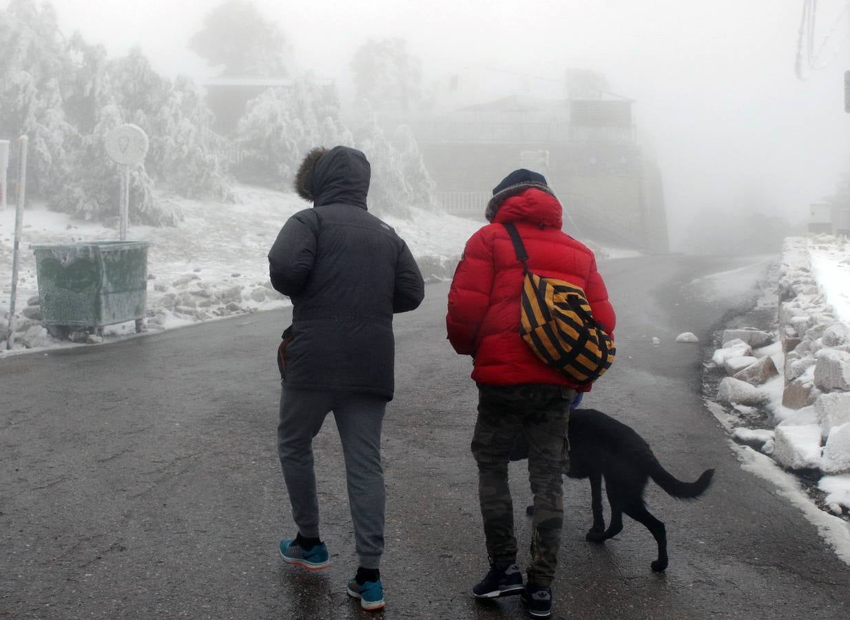 Frío en Segovia y nieve en Navacerrada
