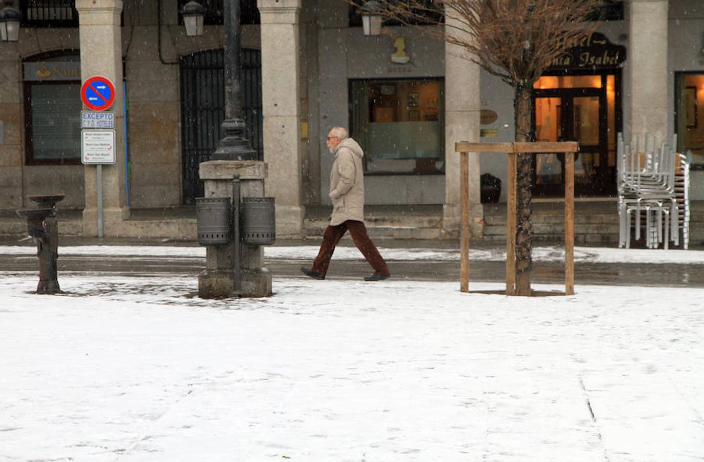 Nieve en Segovia capital y La Granja