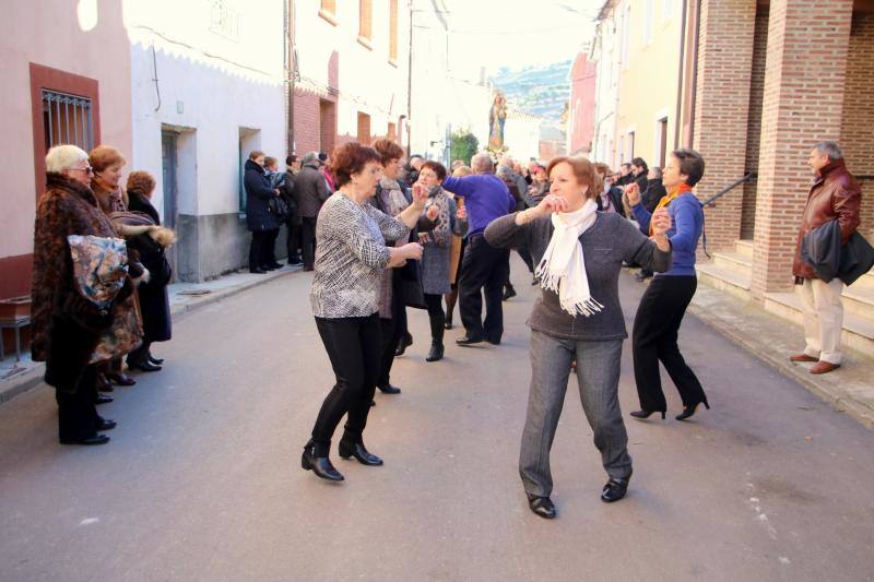 Celebración en Cevico Navero (Palencia) de su día grande en honor a la Virgen de la Paz