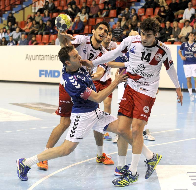 Partido del Atlético Valladolid contra el Naturhouse en el Polideportivo Huerta del Rey (Valladolid)