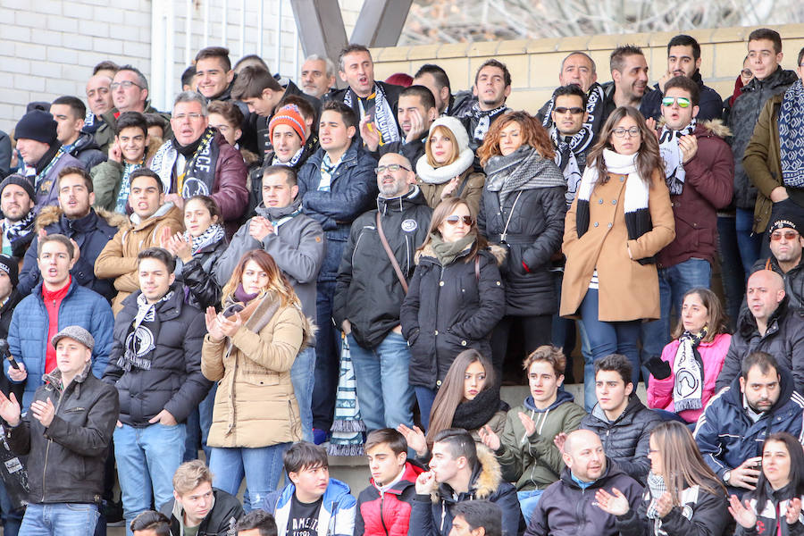 Partido de Tercera División entre Unionistas de Salamanca y el CD Numancia B
