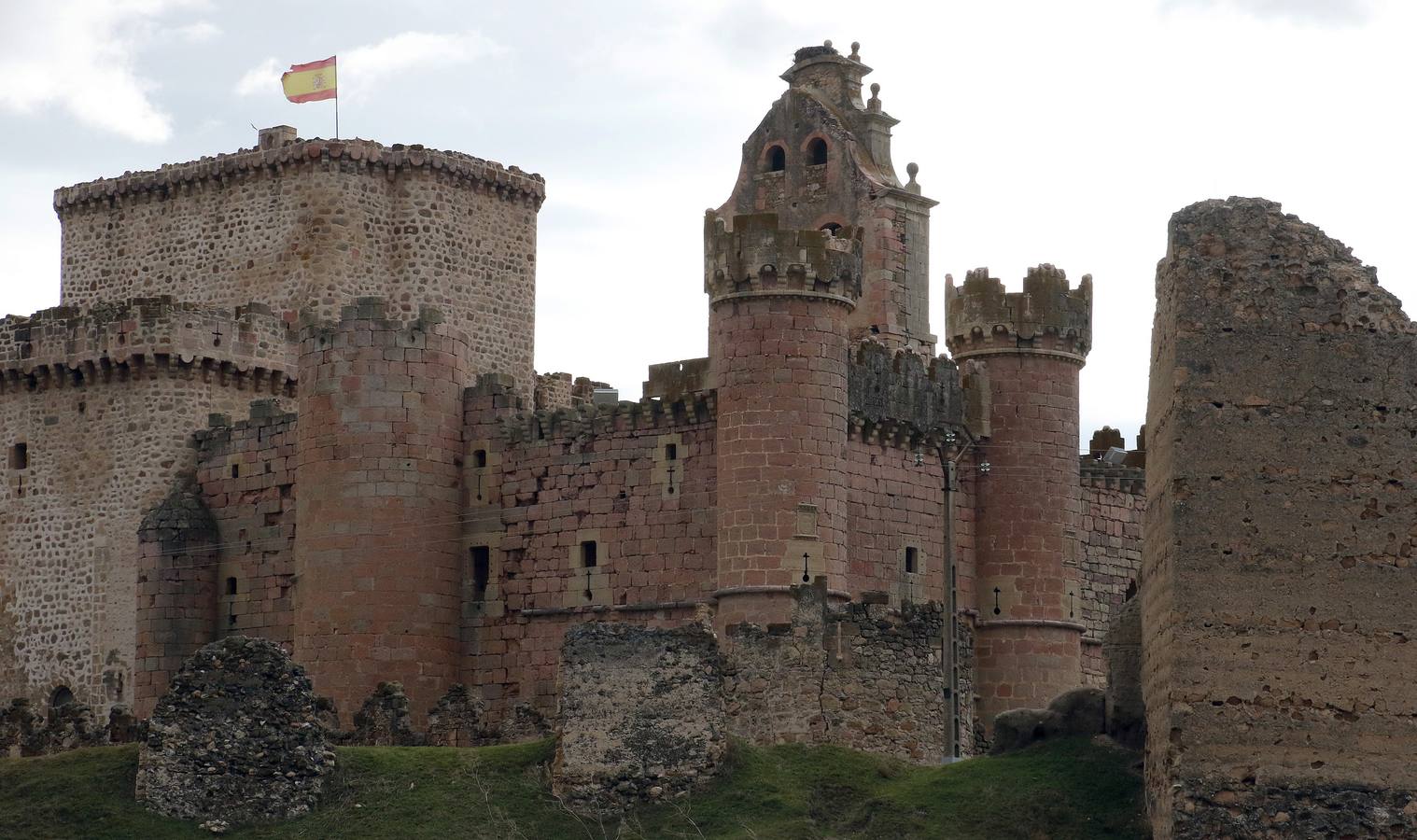 El obispado de Segovia cede el castillo al Ayuntamiento de Turégano