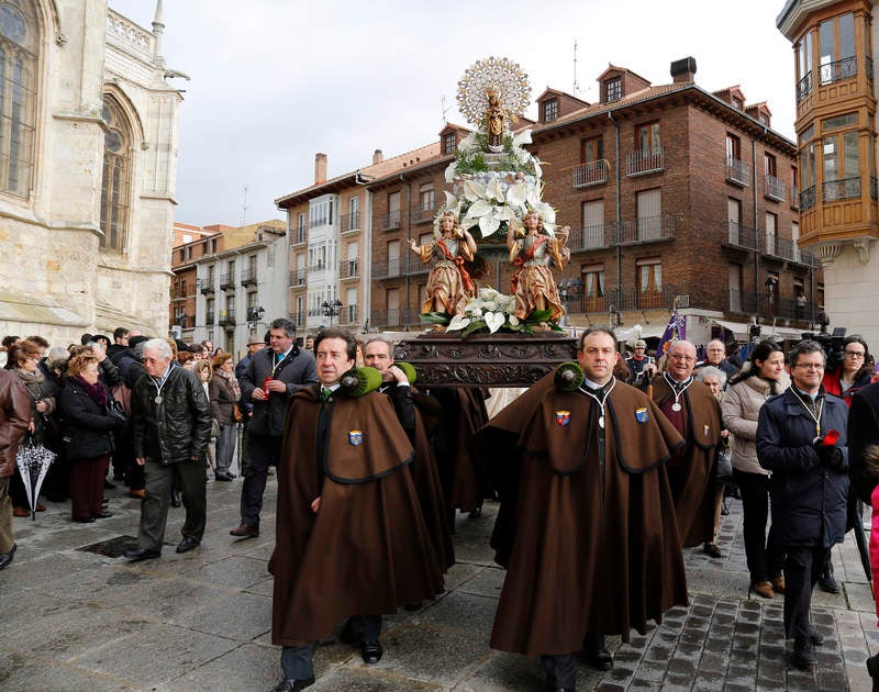 Palencia celebra la festividad de la Virgen de la Calle