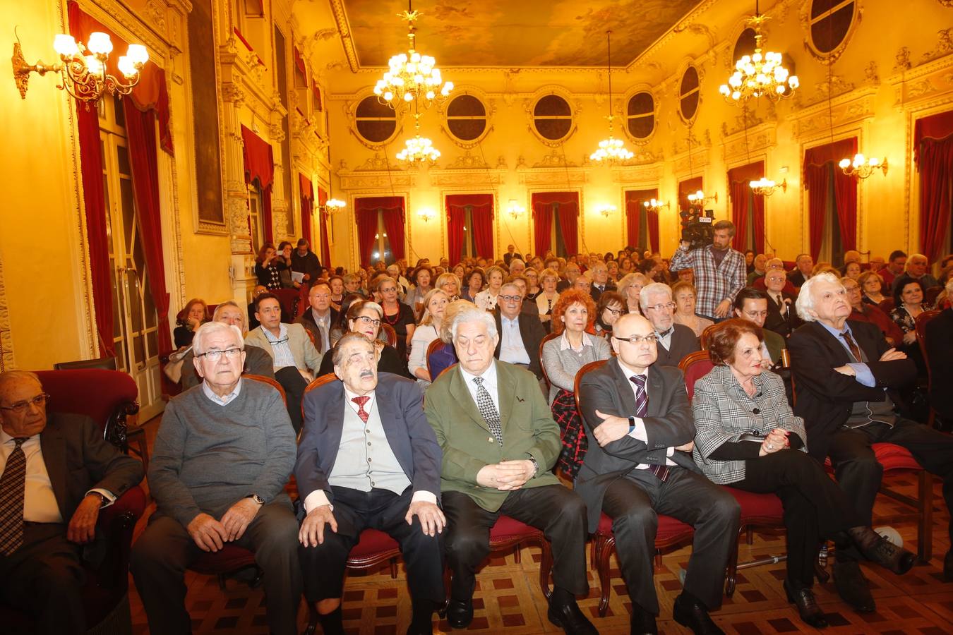 García-Margallo presenta su libro &#039;Europa y el porvenir&#039; en el Club de Opinión Santiago Alba de Valladolid