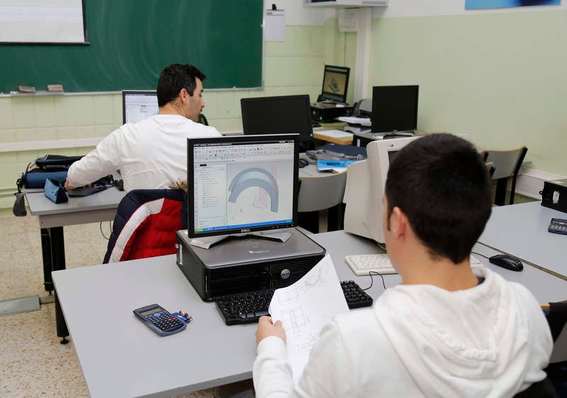 Jornada de difusión de la Formación Profesional en el instituto Trinidad Arroyo de Palencia