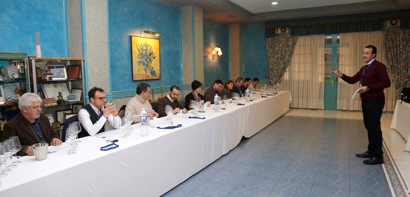 Cata ciega organizada por Vidivinos