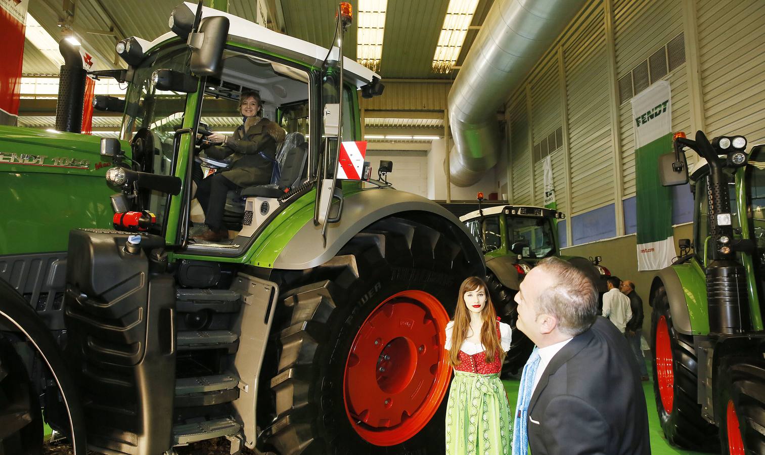 La ministra de Agricultura, Isabel García Terjerina, inaugura en Valladolid la Feria Agraria